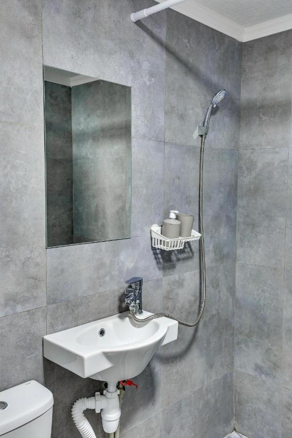 Yourhouse На Розыбакиева Утепова Недалеко От Меги Alma-Ata Buitenkant foto