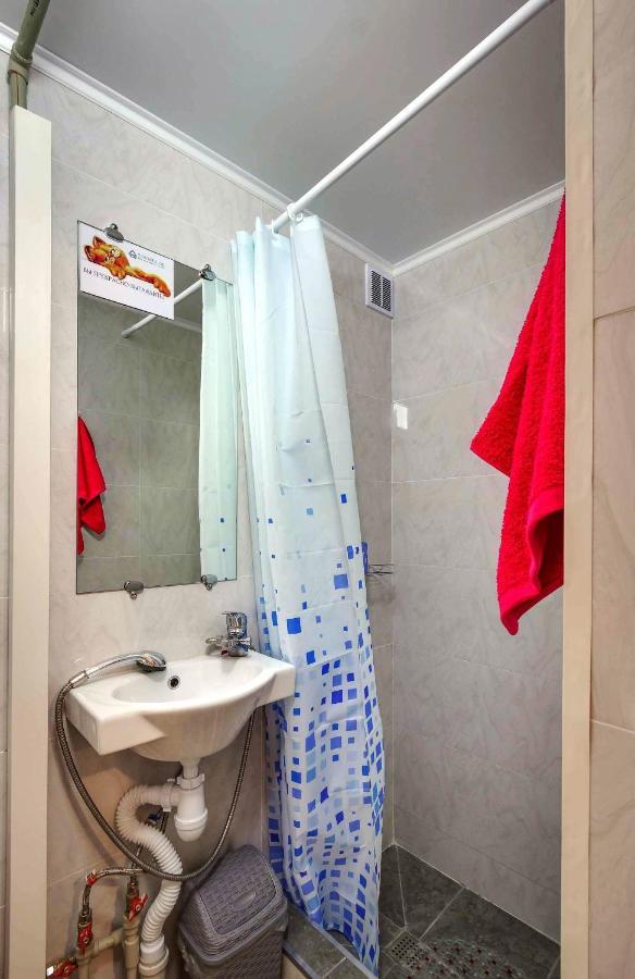 Yourhouse На Розыбакиева Утепова Недалеко От Меги Alma-Ata Buitenkant foto