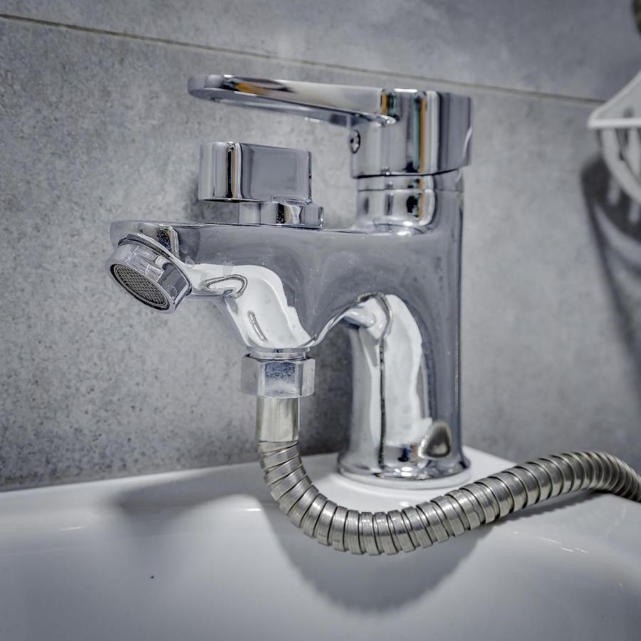 Yourhouse На Розыбакиева Утепова Недалеко От Меги Alma-Ata Buitenkant foto